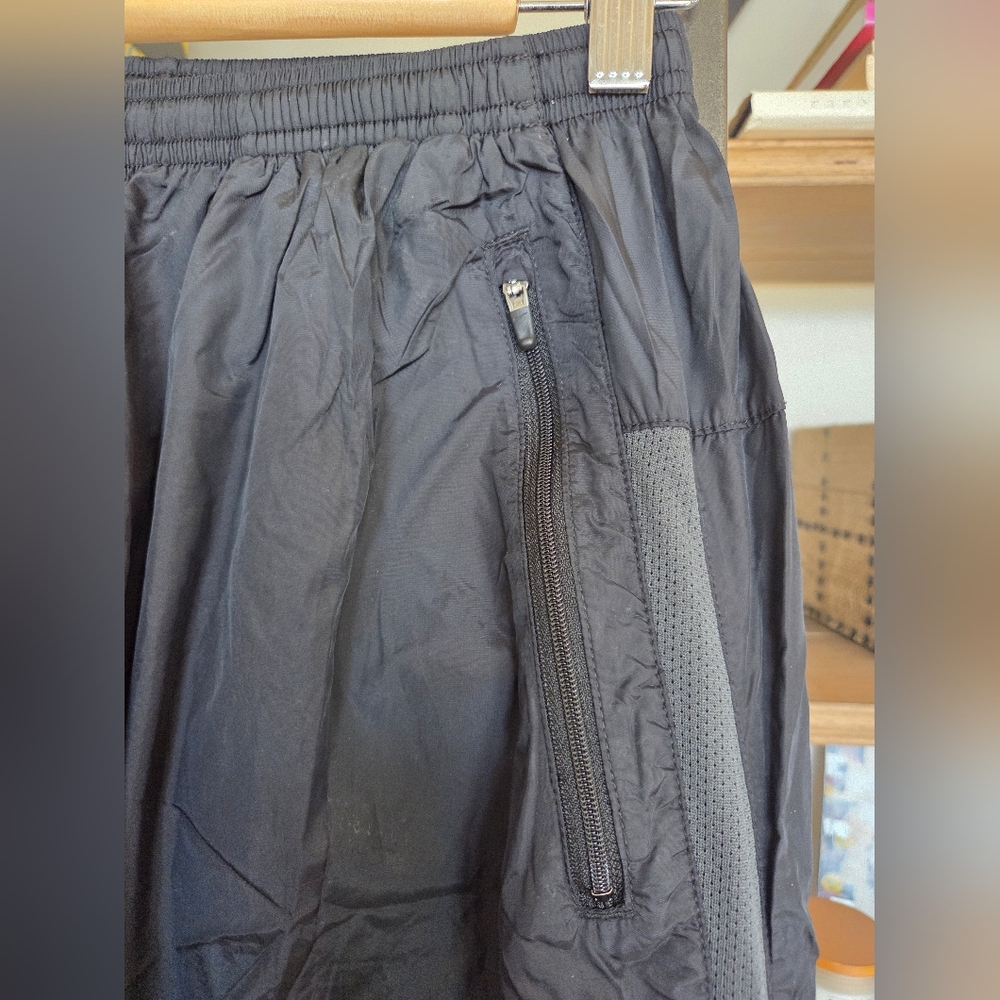 Nike Running Wind Protection Pants, Size Medium - Picture 4 of 9